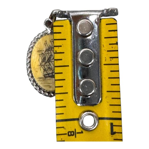 Vtg Verna Sterling Nautical Scrimshaw Sailboat Pendant Silver Rope Edge Maritime - Picture 4 of 5